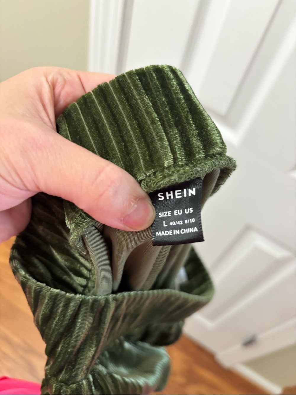 SHEIN Olive Green Pull On Velvet Ribbed Flare Pants Size Large High Rise Stretch - Picture 7 of 8